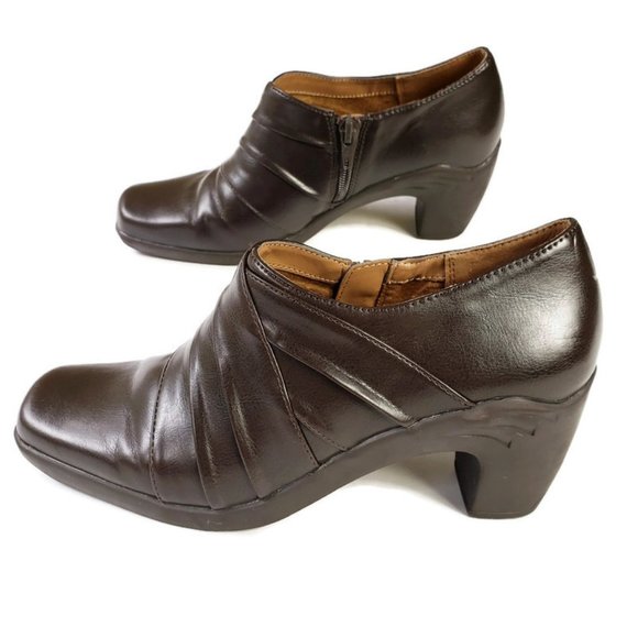 aerosoles ankle booties